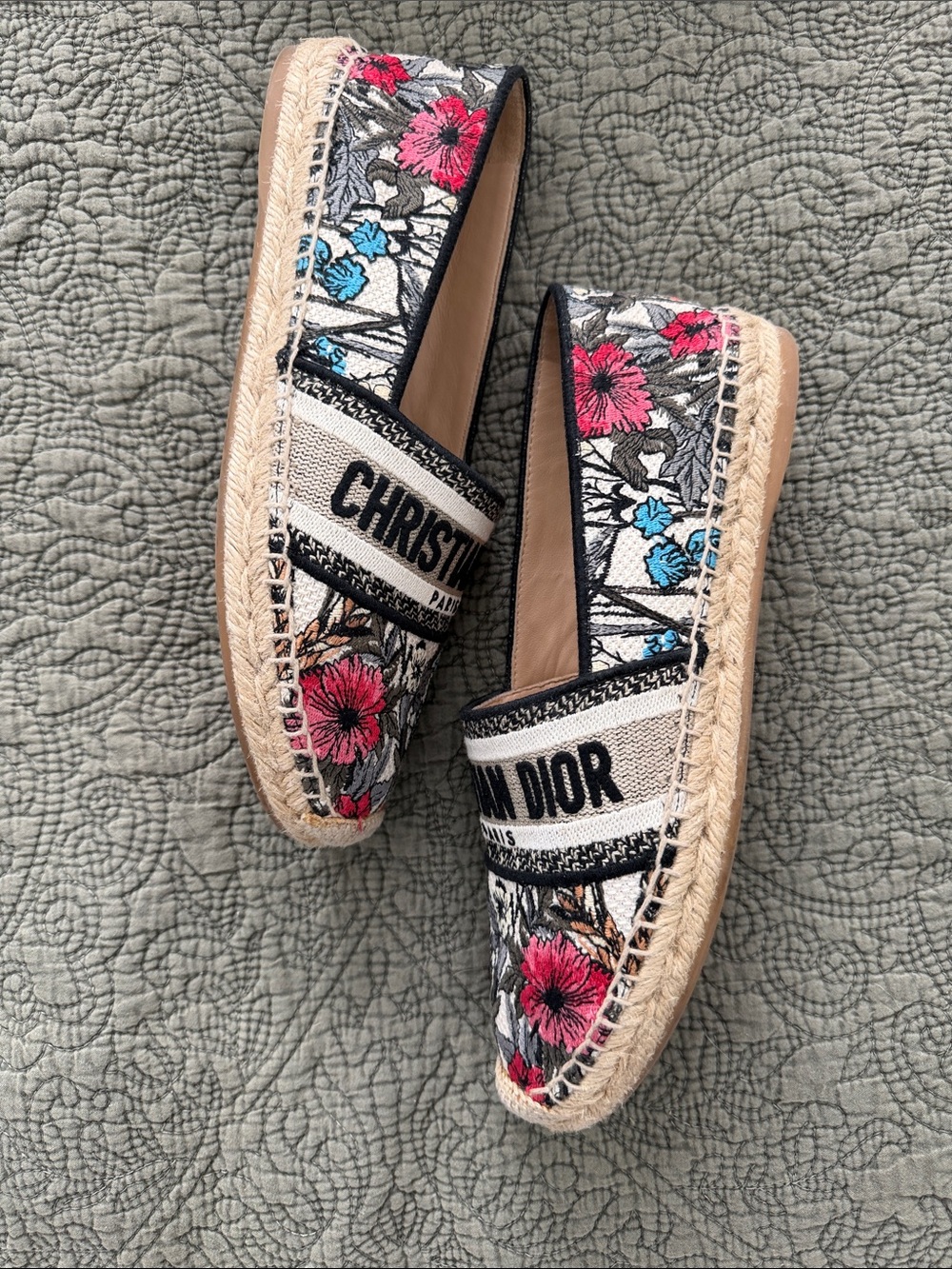 Dior Women's Floral Embroidered Espadrilles in Multicolor Size 39 / 9 US - Picture 4 of 8